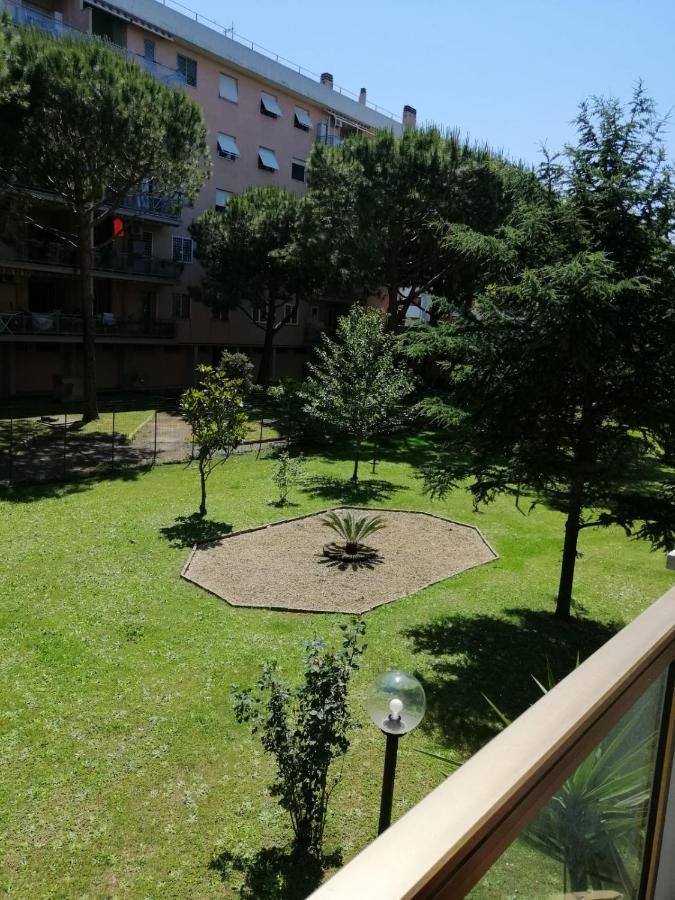 Il Girasole Di Ostia Apartment Exterior photo
