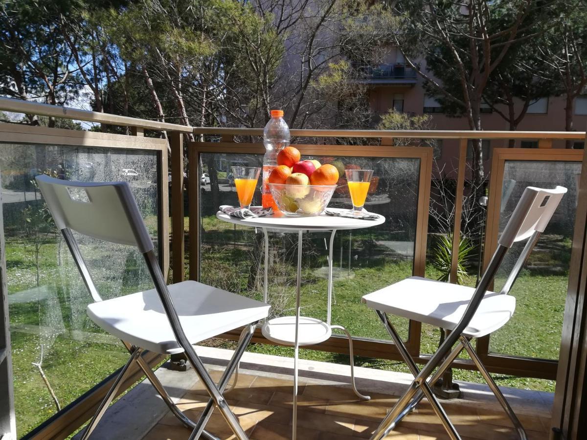 Il Girasole Di Ostia Apartment Exterior photo
